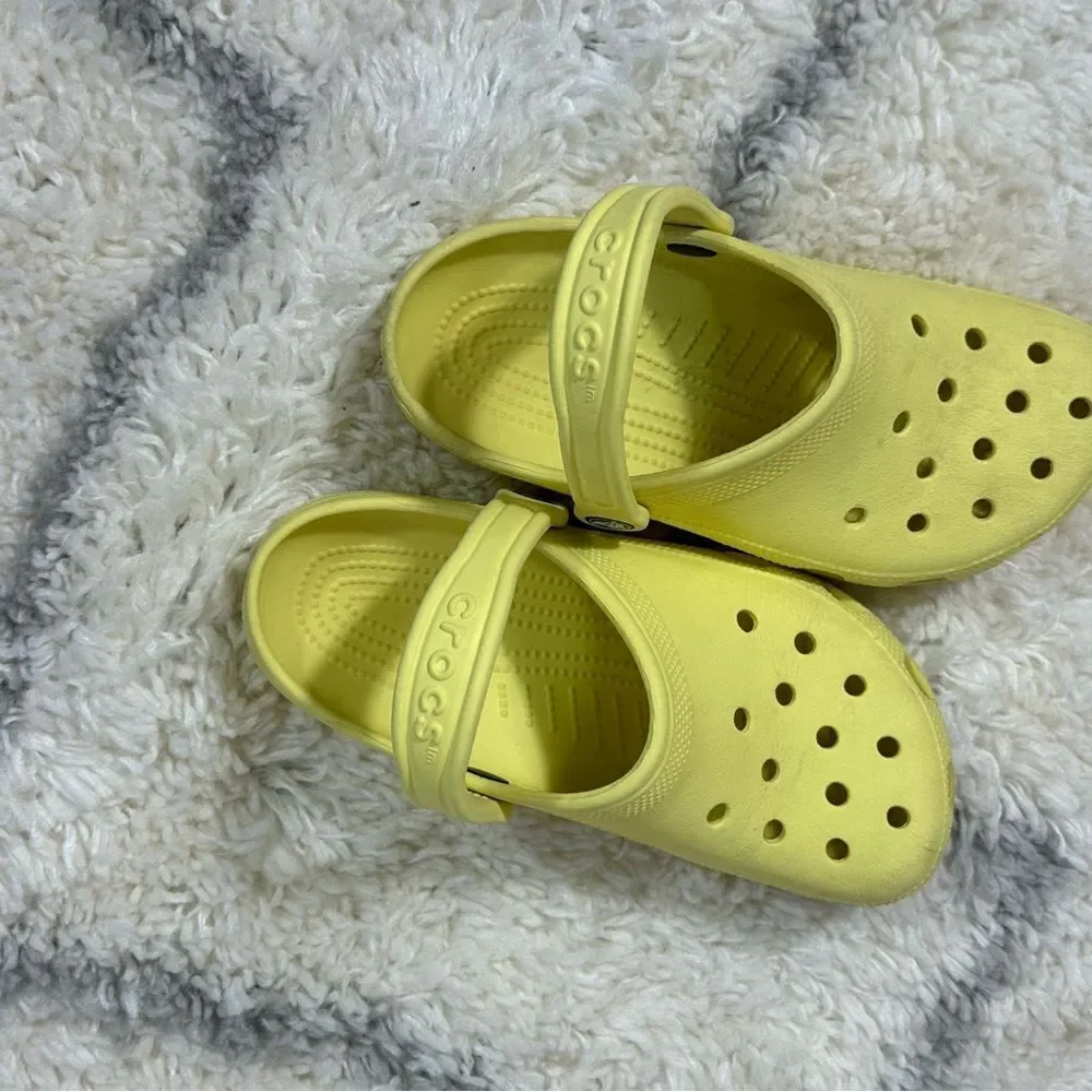 CROCS Kids Yellow Water Shoes